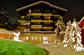 Гостиница Hotel Garni Jägerhof, Саас-Фе